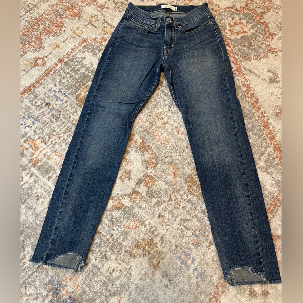 Yummie to the Core jeans sz 25 euc